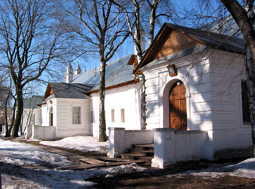  2003.
